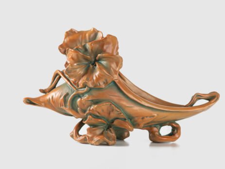 Art Nouveau ceramic jardinière by Georg Klimt for Bernhard Bloch, circa 1910. Features stylized morning glory flowers and flowing lines. Dimensions: Height 20 cm / 7.87 in. Width 34 cm / 13.38 in Depth 13 cm / 5.11 in