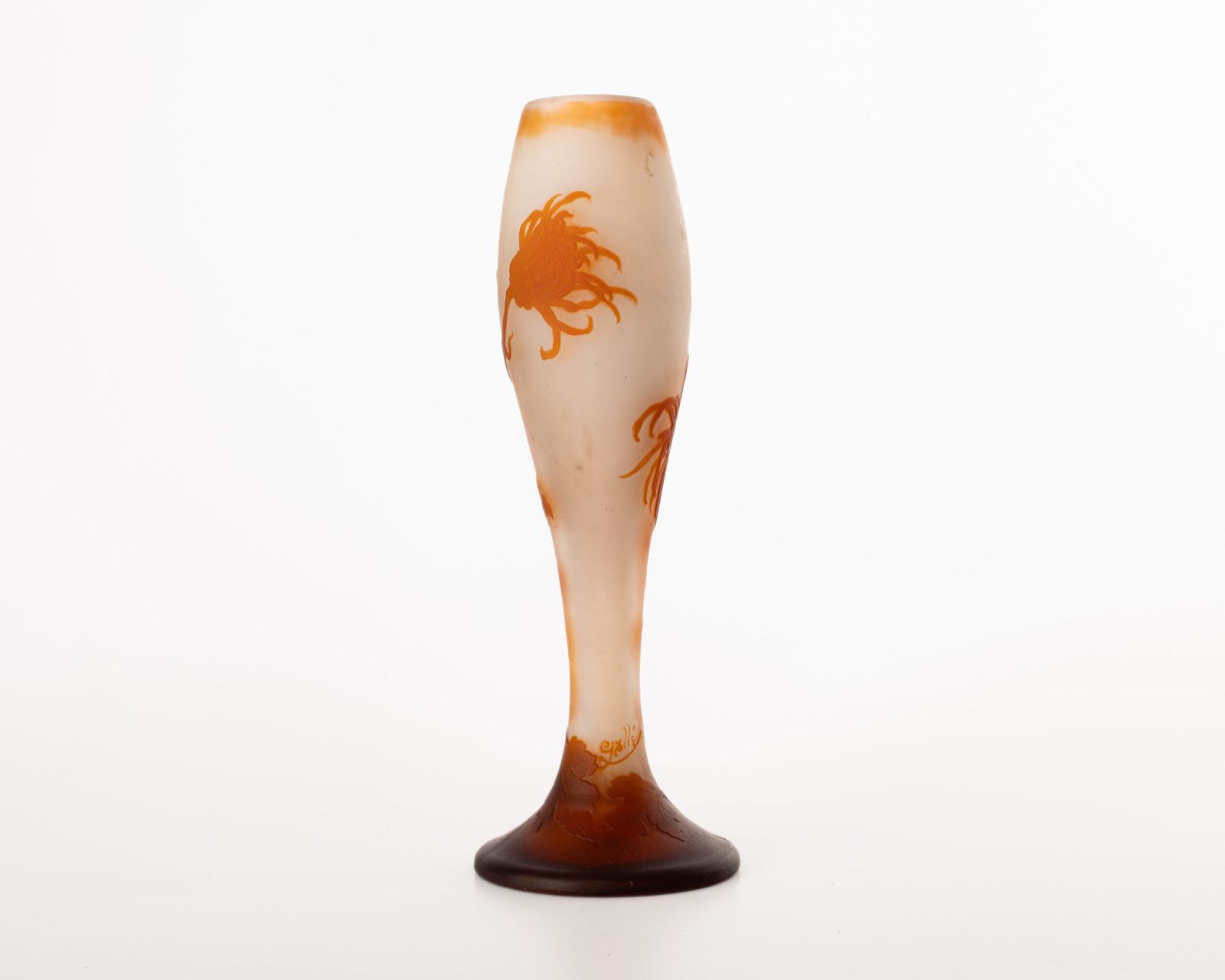 Chrysanthemum vase, Emile Galle, Nancy, 1904-1906 This beautiful vase with chrysanthemums is a masterpiece of Art Nouveau. It was created by artist and designer Emile Gallé at his factory in Nancy, France between 1904 and 1906.