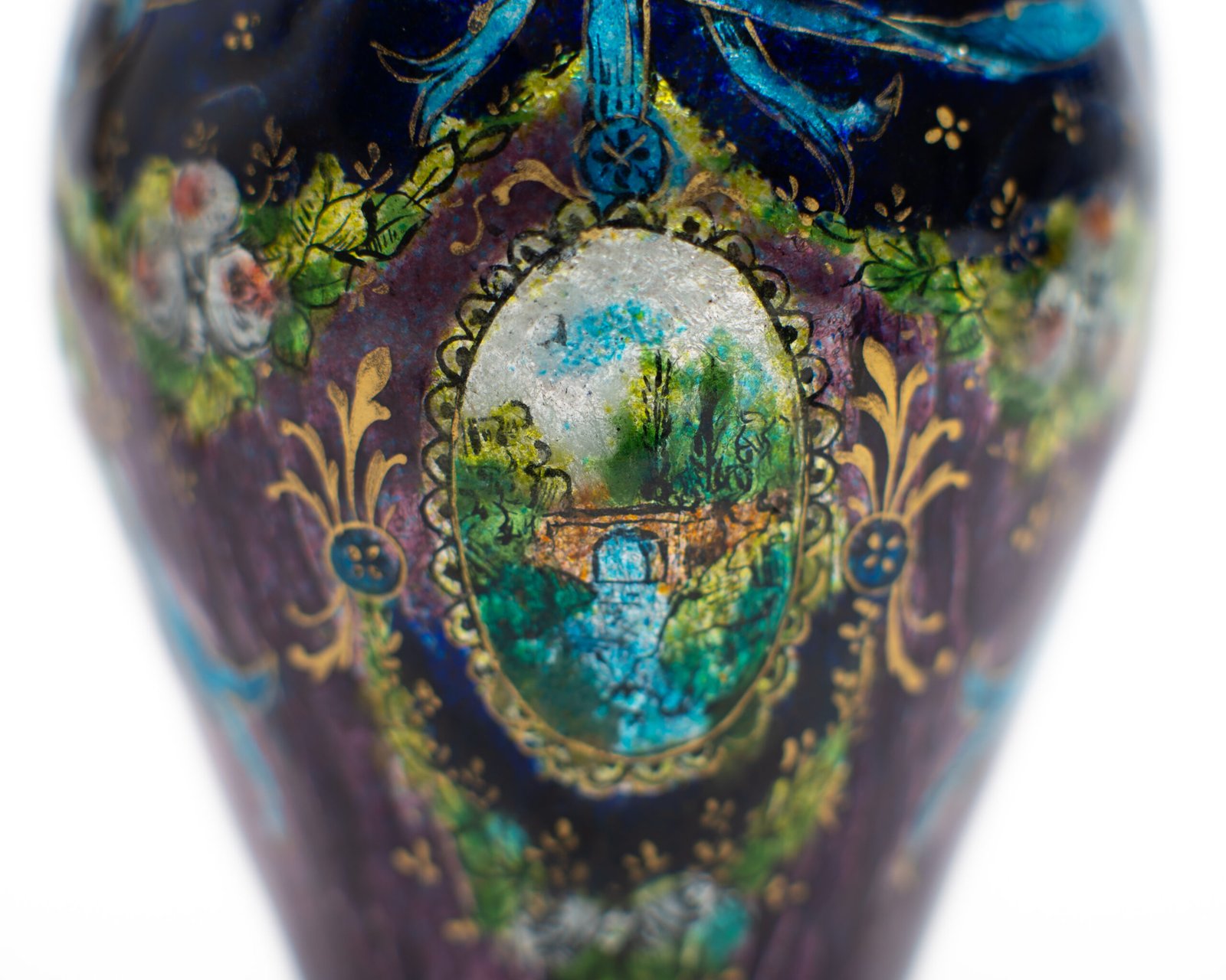 Art Nouveau enamel floral vase - Jules Sarlandie, Limoges Created by the talented Jules Sarlandie for Limoges, this piece impresses with its exquisiteness and fine details. Signed on the edge of the foot.