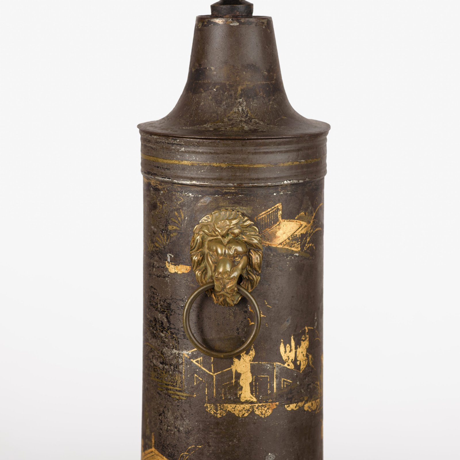 Hot water tower, Regency, Chinoiserie, 19th century Rare Regency hot water tower, Chinoiserie. Cylindrical alloy body on trapezoidal base housing the coal drawer, raised on four legs, brass faucet and lion-headed ring-shaped side handles. Painting with chinoiserie motifs.