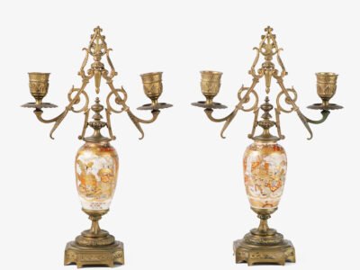 Elegant Japanese Satsuma candlesticks, Golden Brass, (Meiji 1868-1912) Pair of antique Japanese Satsuma ceramic candlesticks, with gilt brass frame, made in Japan for export during the Meiji period (1868-1912).