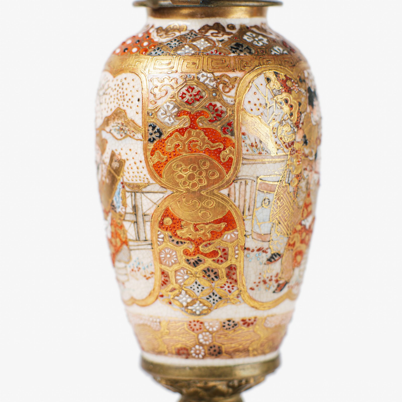 Elegant Japanese Satsuma candlesticks, Golden Brass, (Meiji 1868-1912) Pair of antique Japanese Satsuma ceramic candlesticks, with gilt brass frame, made in Japan for export during the Meiji period (1868-1912).