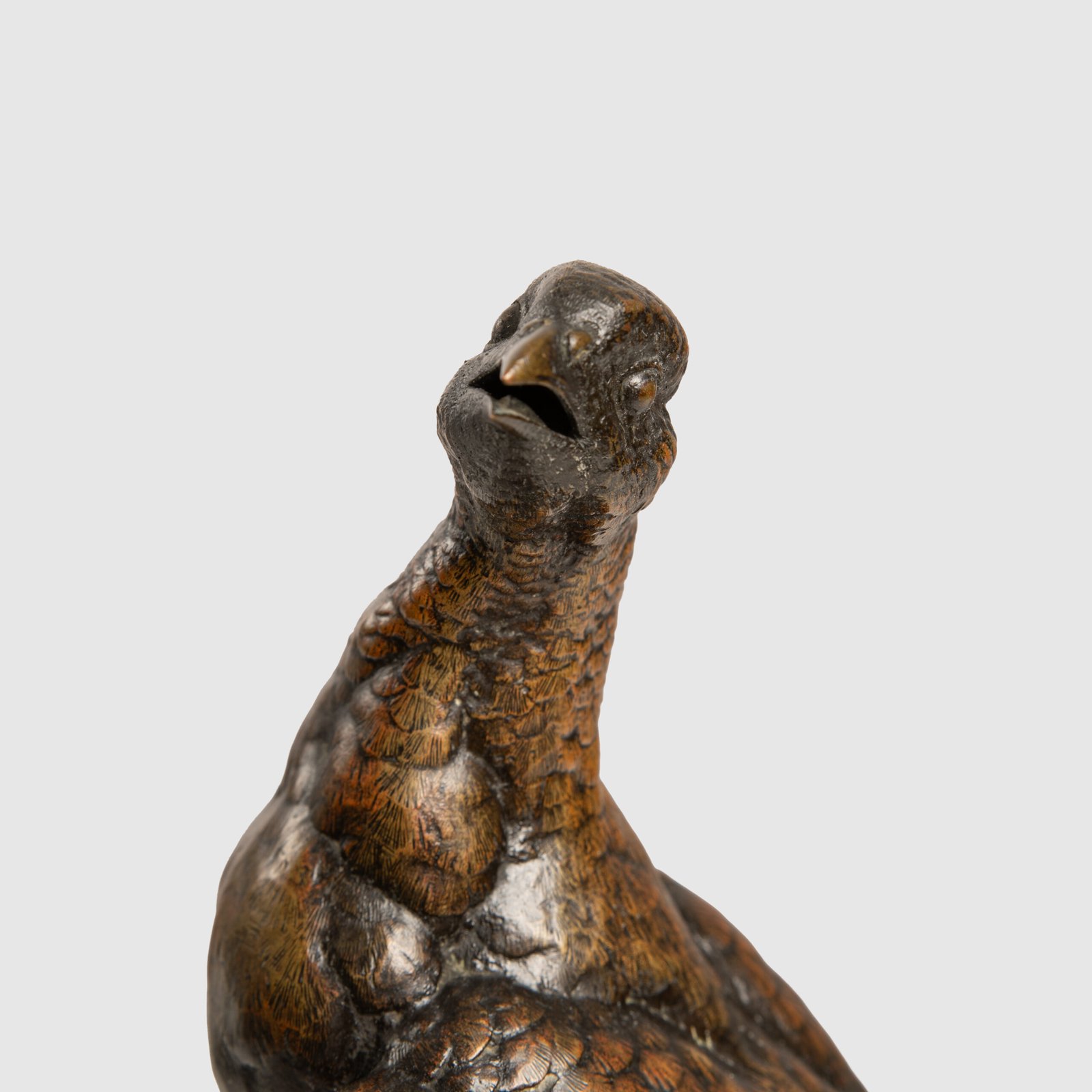 Bronze Sculpture “Pheasant” by Jules Moigniez, 19th Century - Signed & Exquisite Discover timeless elegance and artistic mastery with this exquisite 19th century bronze sculpture, created by renowned French artist Jules Moigniez.