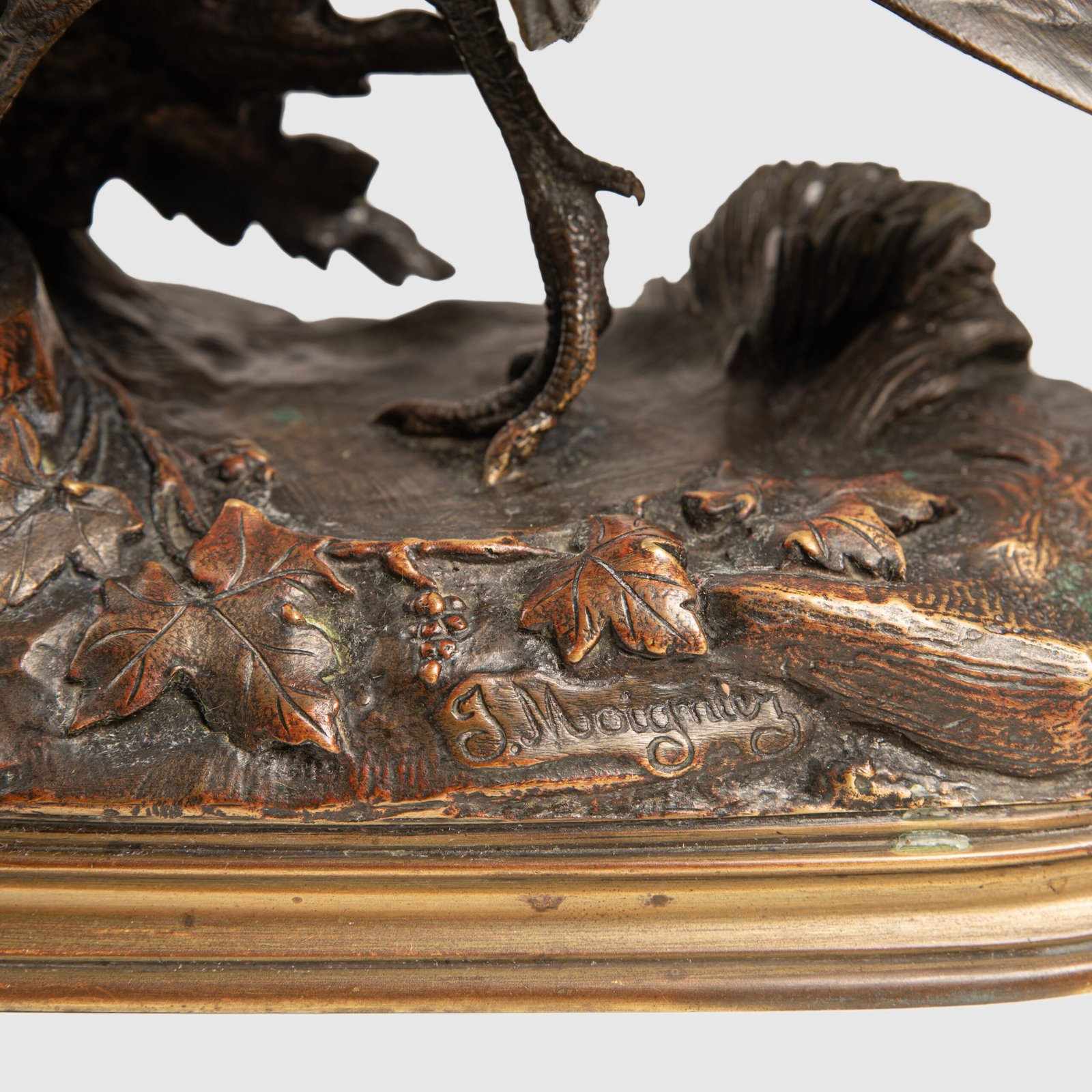 Bronze Sculpture “Pheasant” by Jules Moigniez, 19th Century - Signed & Exquisite Discover timeless elegance and artistic mastery with this exquisite 19th century bronze sculpture, created by renowned French artist Jules Moigniez.