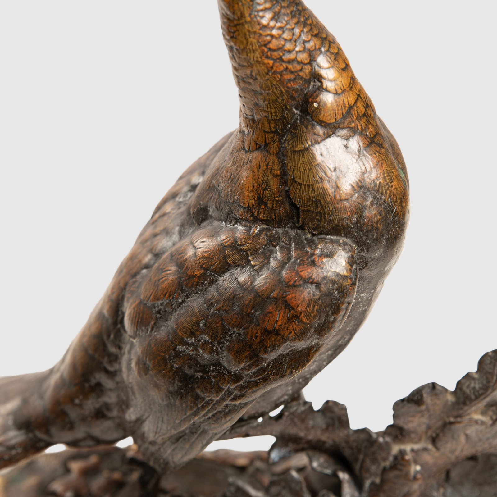 Bronze Sculpture “Pheasant” by Jules Moigniez, 19th Century - Signed & Exquisite Discover timeless elegance and artistic mastery with this exquisite 19th century bronze sculpture, created by renowned French artist Jules Moigniez.