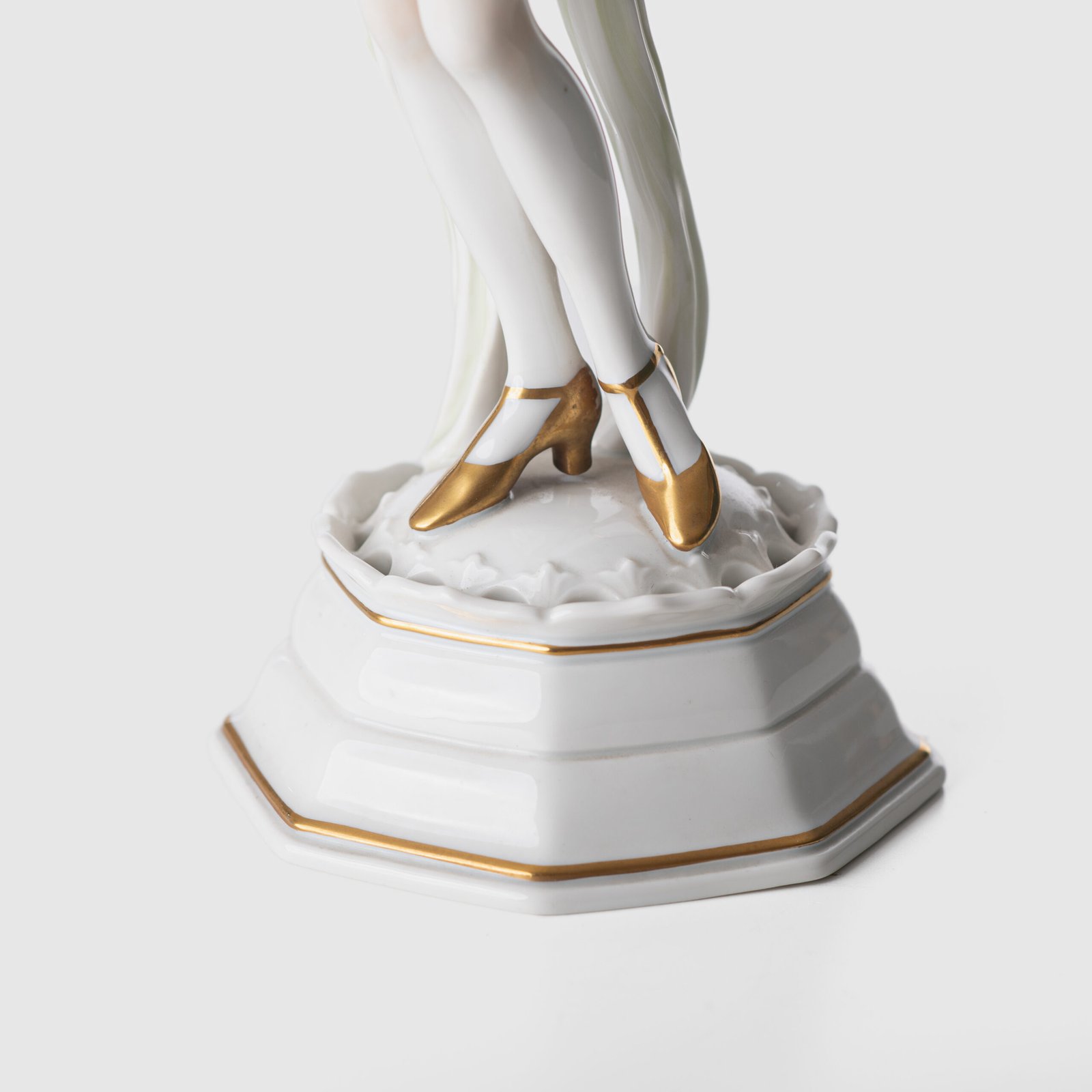Art Deco Porcelain Figurine “Janine” by Dorothea Charol for Rosenthal, 1920's Exquisite porcelain figurine titled "Janine ” designed by renowned sculptor and designer Dorothea Charol for Rosenthal, one of the most prestigious German manufactures. Made in the 1920's, this piece represents the elegant and dynamic spirit of the Art Deco period.