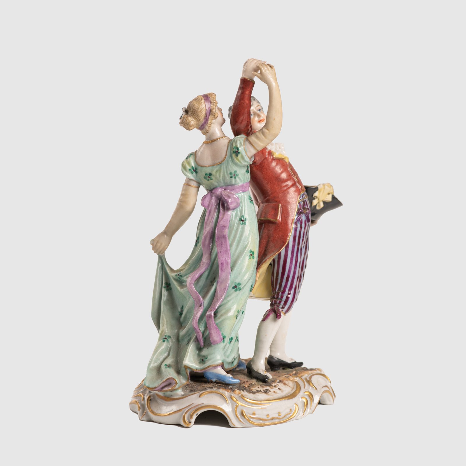Antique Porcelain Figure “Danseurs de Bal” of Frankenthal by Carl Theodor, 18th Century We present a splendid 18th century porcelain figurine, depicting a dancing couple, the work of renowned artist Carl Theodor. Originating from the prestigious Frankenthal manufactory in Germany