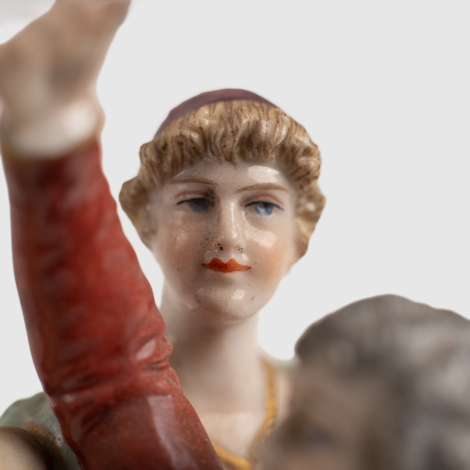 Antique Porcelain Figure “Danseurs de Bal” of Frankenthal by Carl Theodor, 18th Century We present a splendid 18th century porcelain figurine, depicting a dancing couple, the work of renowned artist Carl Theodor. Originating from the prestigious Frankenthal manufactory in Germany