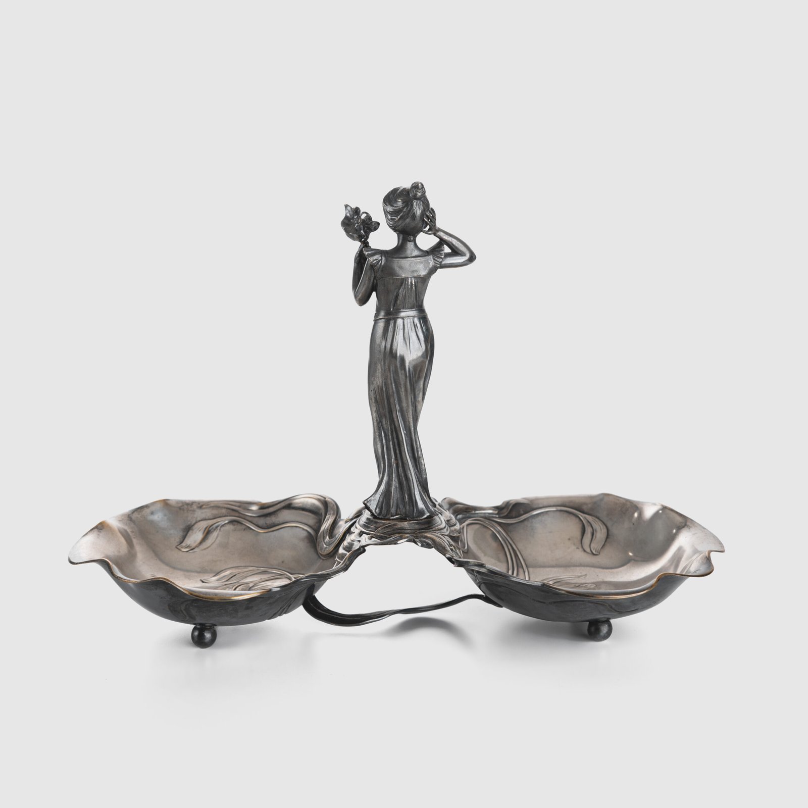 Antique WMF Art Nouveau Cake Stand - Silver Plated, Early 20th Century Exquisite WMF cake stand, a jewel of Art Nouveau design, originating from Germany and dating from 1900-1910.