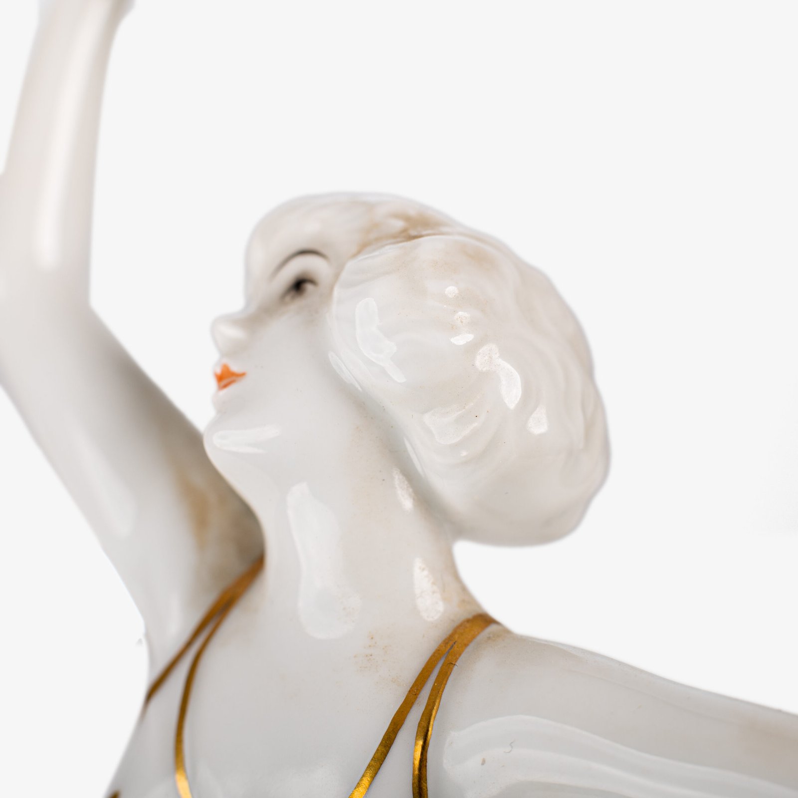 Art Deco Porcelain Figurine by D. Charol for Rosenthal, Germany c.1925 An exceptional Art Deco porcelain figurine, designed by celebrated sculptor Dorothea Charol and produced by Rosenthal in Bavaria around 1925. Known for her refined, modernist interpretations of the female form, Charol created some of Rosenthal’s most iconic Art Deco figures.