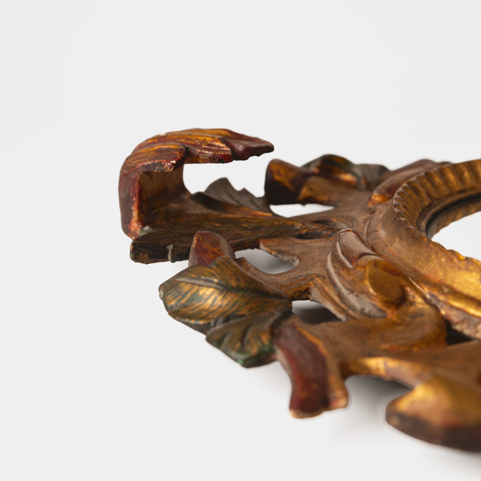French convex mirror with gilt carved frame and original convex glass (c.1880–1920)