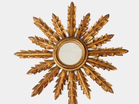 Portuguese Gilt Sunburst Mirror, ca. 1930 – hand-carved wood with water gilding in gold leaf, authentic patina and Portuguese Art Deco craftsmanship, piece available at Strana & Antic.