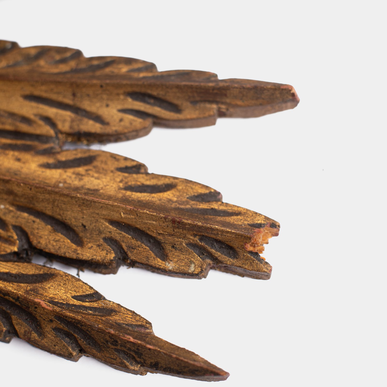 Exceptional antique sunburst mirror, Art Deco Portugal, 62 cm (24.4 in).