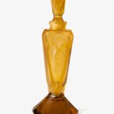 Large German Art Deco perfume bottle in satin-finished pressed amber glass, c. 1930, with figurative relief panels of nude female figures in different poses, faceted geometric base and tall fan-shaped stopper; height 29 cm / 11.42 in, width 9.5 cm / 3.74 in.