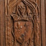 Historic Gothic oak relief with crowned fleur-de-lis arms of Anne de Bretagne, Flamboyant carving c.1495–1510, original patina.