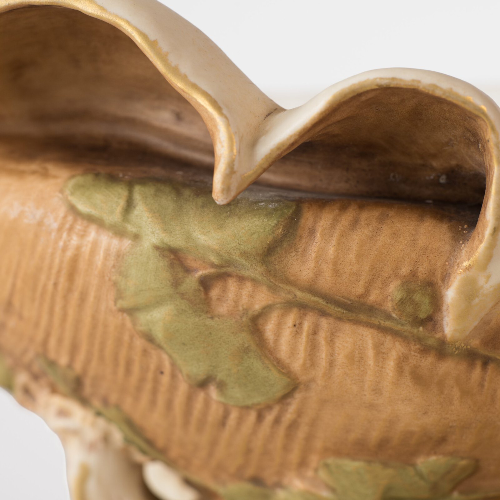 Magnificent Royal Dux Bohemia Art Nouveau porcelain centerpiece with two nymphs and organic lobed bowl, marked with the pink triangle and “E” for Eduard Eichler, ca. 1905–1918.