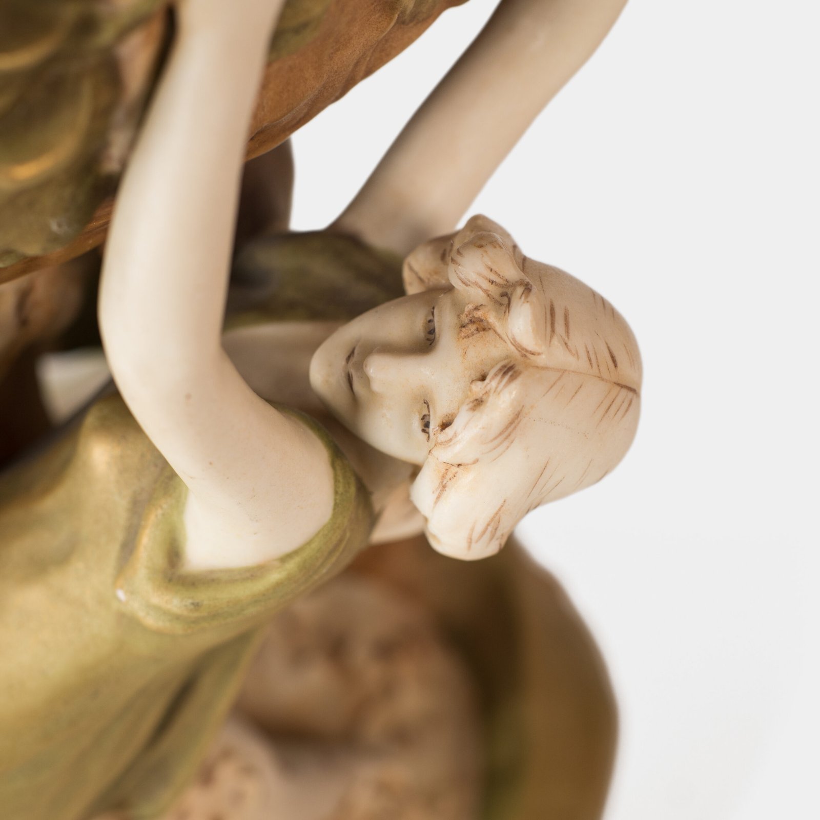 Magnificent Royal Dux Bohemia Art Nouveau porcelain centerpiece with two nymphs and organic lobed bowl, marked with the pink triangle and “E” for Eduard Eichler, ca. 1905–1918.