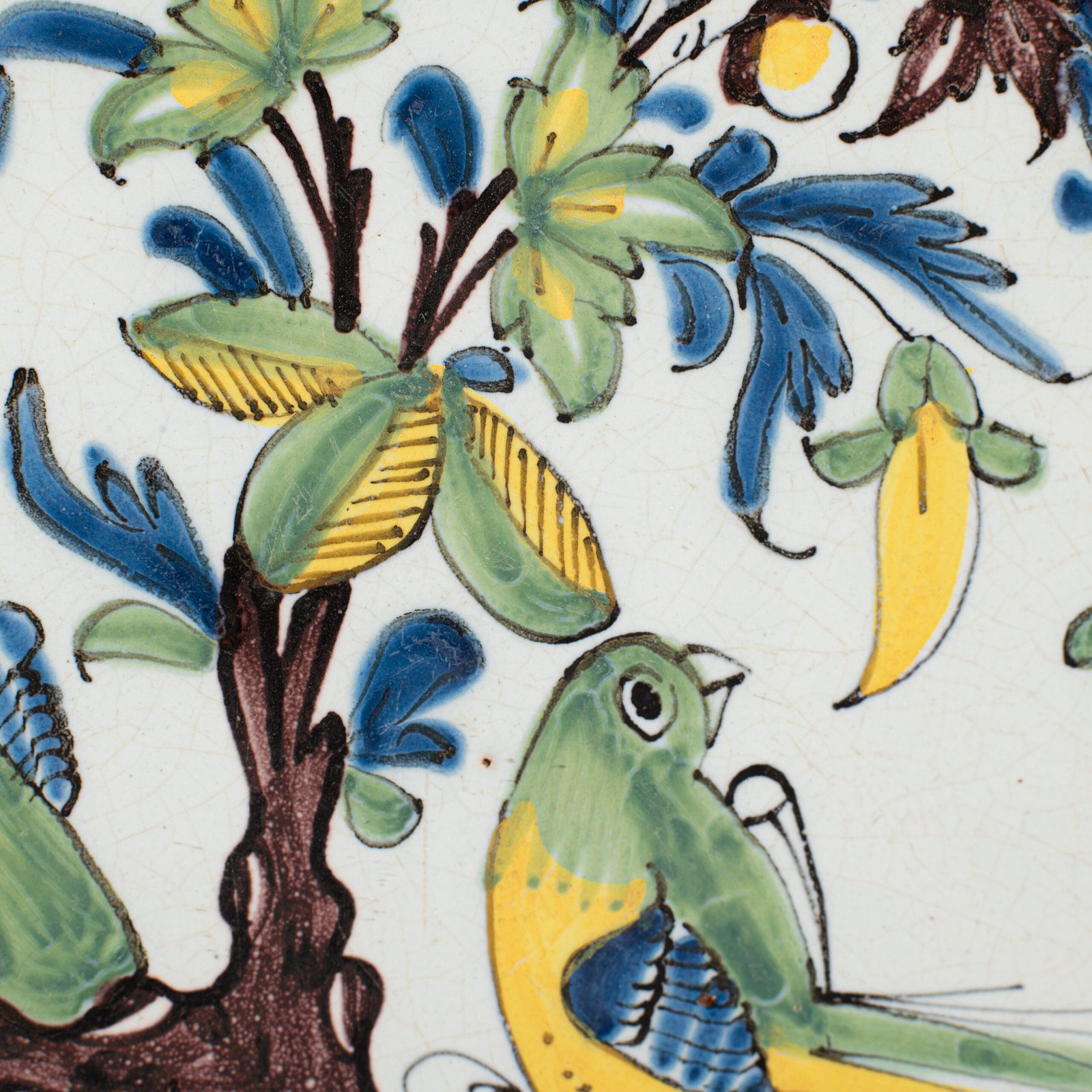 18th century French faience plate with polychrome birds and floral decoration, attributed to Desvres or Vron, wall-mounted antique ceramic, ca. 1760–1780