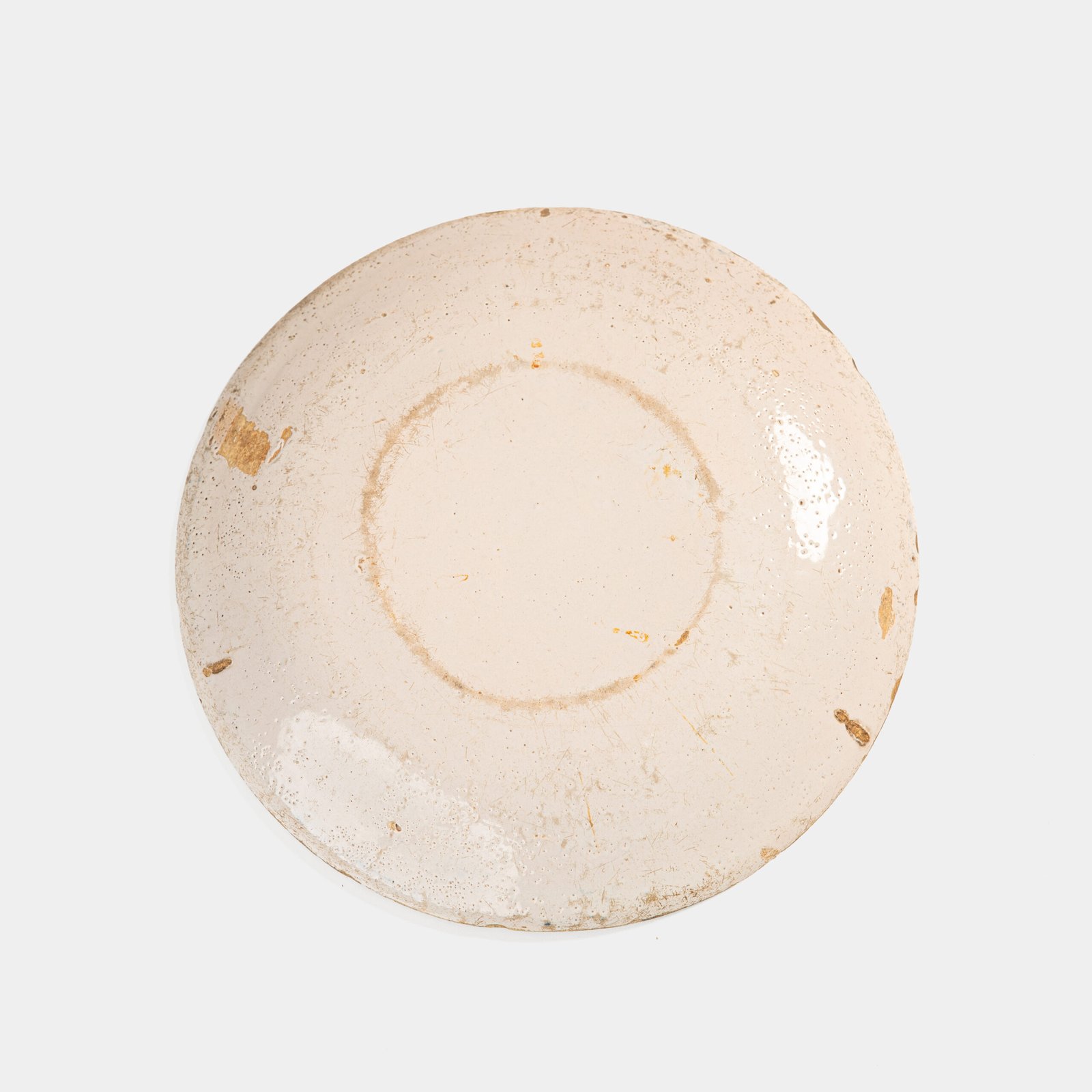 Exceptional 18th century Delft blue and white bowl-shaped plate with floral basket decoration, ca. 1700–1740, Dutch tin-glazed earthenware