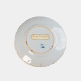 Exceptional Delft plate 18th century by Van den Briel with cobalt-blue rooster and floral decoration, De Grieksche A workshop.