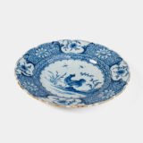 Exceptional Delft plate 18th century by Van den Briel with cobalt-blue rooster and floral decoration, De Grieksche A workshop.