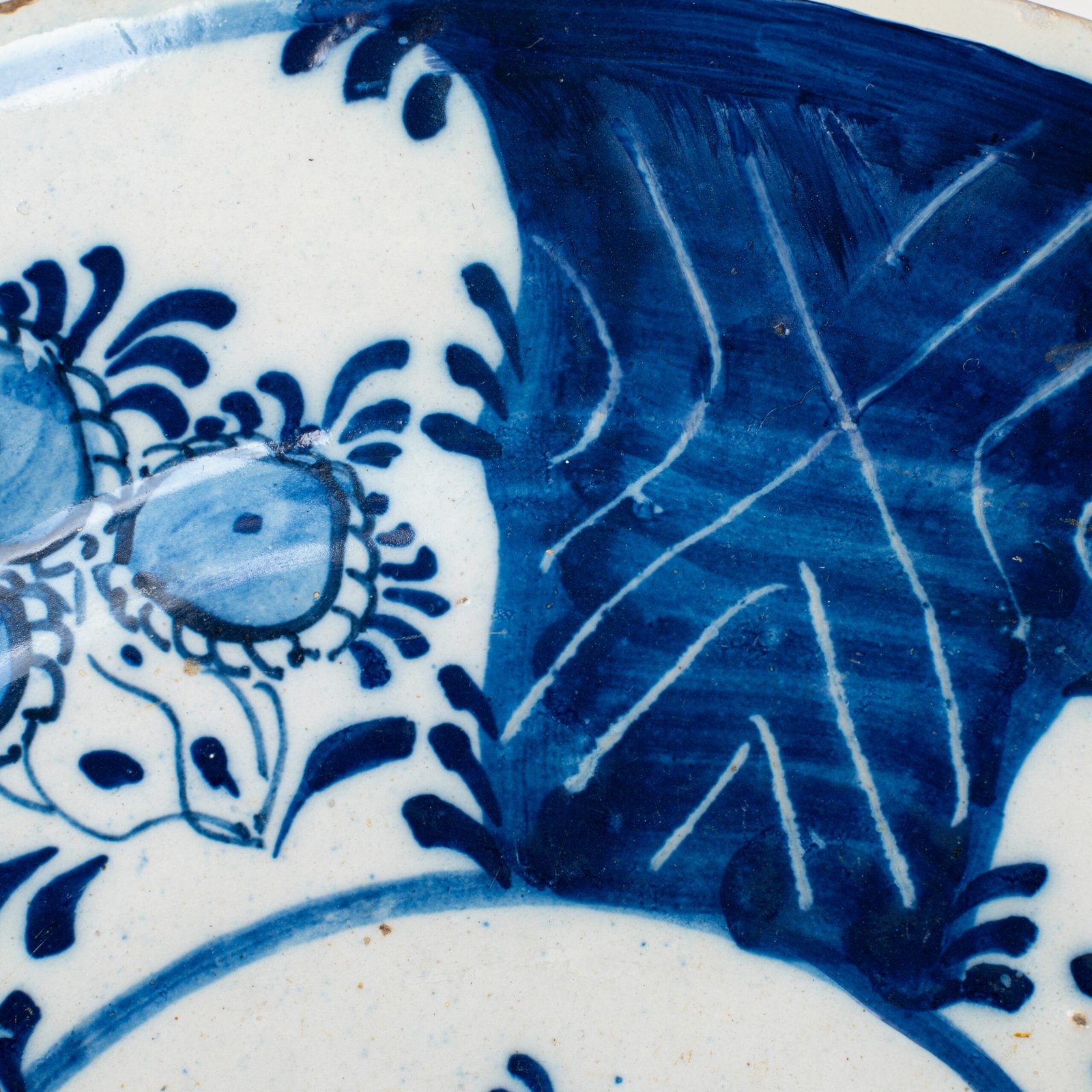 Fine Delft Plate, 18th-century Dutch blue and white earthenware with cobalt floral decoration