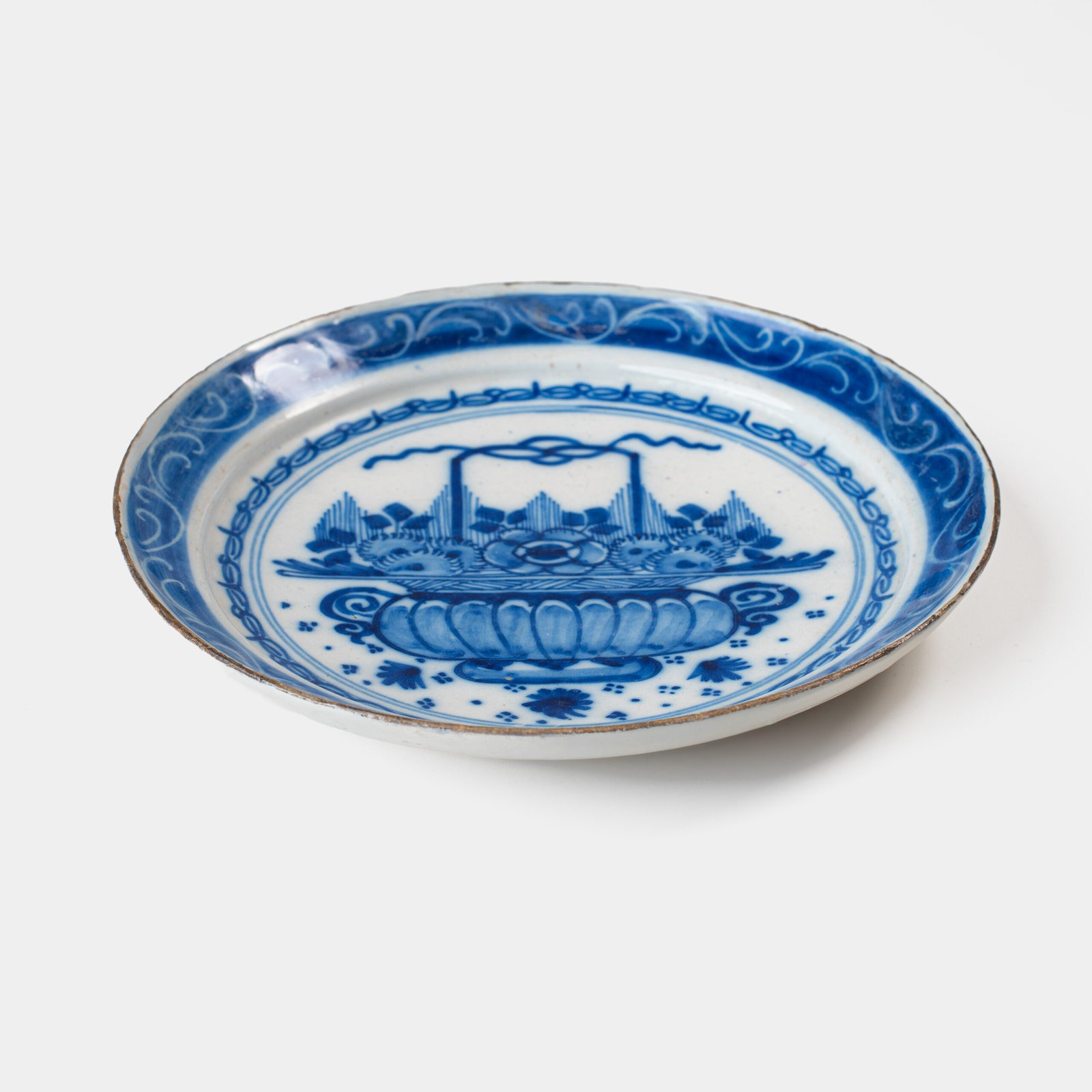 Fine Delft plate 18th century with cobalt-blue Rococo floral basket decoration