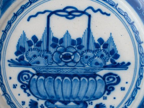 Fine Delft plate 18th century with cobalt-blue Rococo floral basket decoration