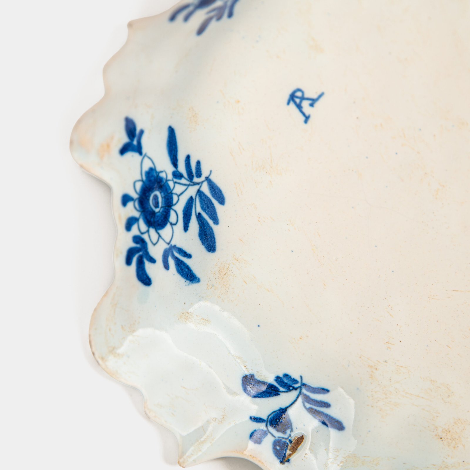 Early Delft lobed dish with harbour scene, hand-painted in cobalt blue, Netherlands c. 1695–1720