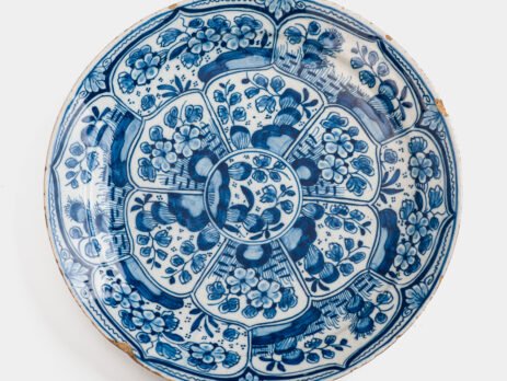 De Witte Ster Delft blue and white plate with six-pointed star and CB underglaze mark, Cornelis Brouwer period, ca. 1724–1738