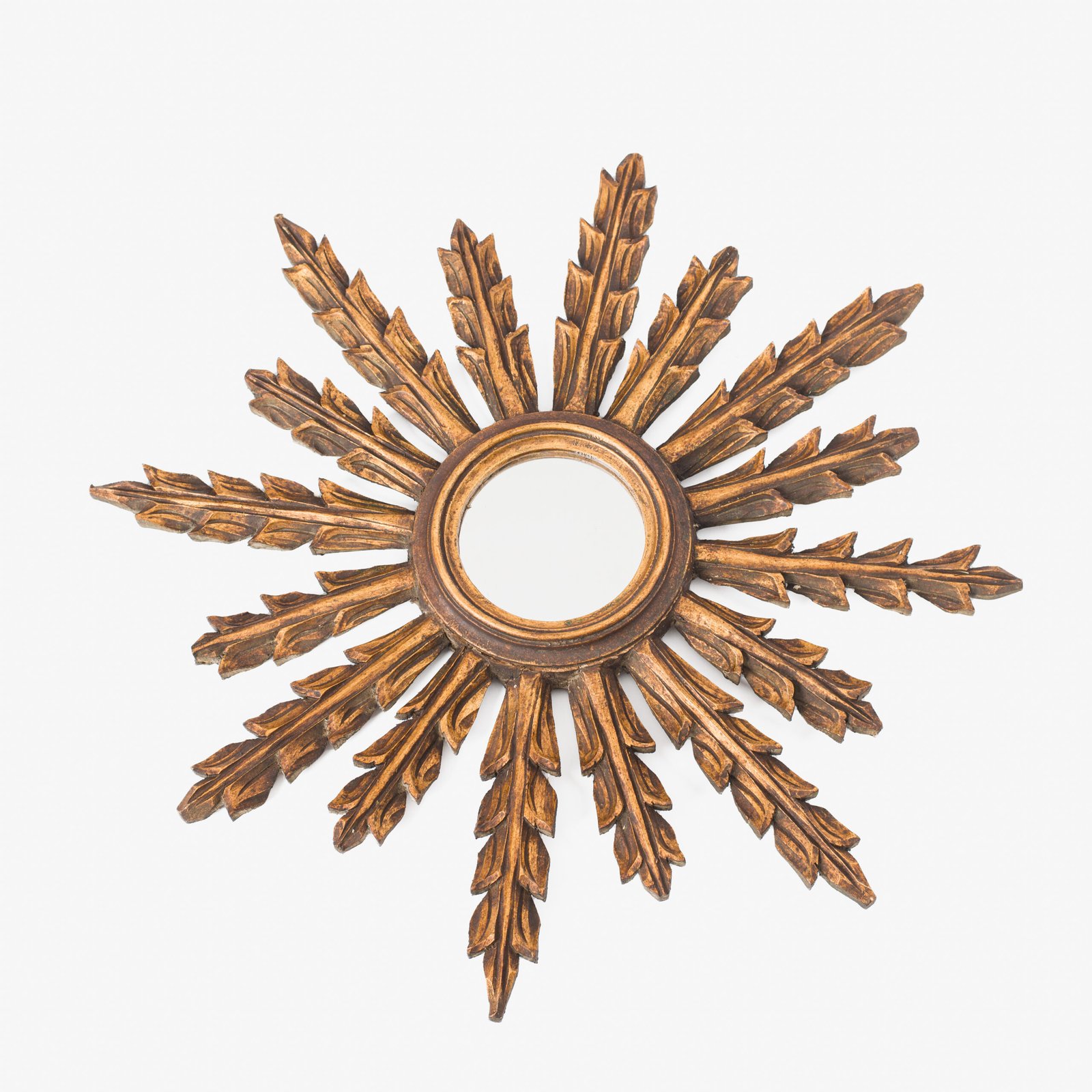 Portuguese Gilt Sunburst Mirror, ca. 1930 – hand-carved wood with water gilding in gold leaf, authentic patina and Portuguese Art Deco craftsmanship, piece available at Strana & Antic.