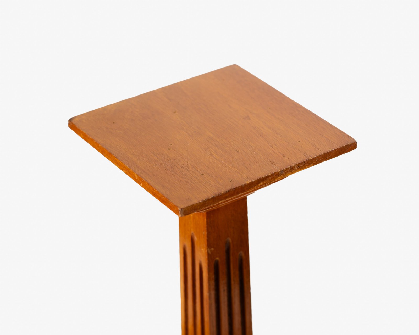 Art Deco Pedestals by Siegel Paris, Set of Three French Display Columns in Solid Wood, Original Luxury Store Fixtures, France, Circa 1925–1935.
