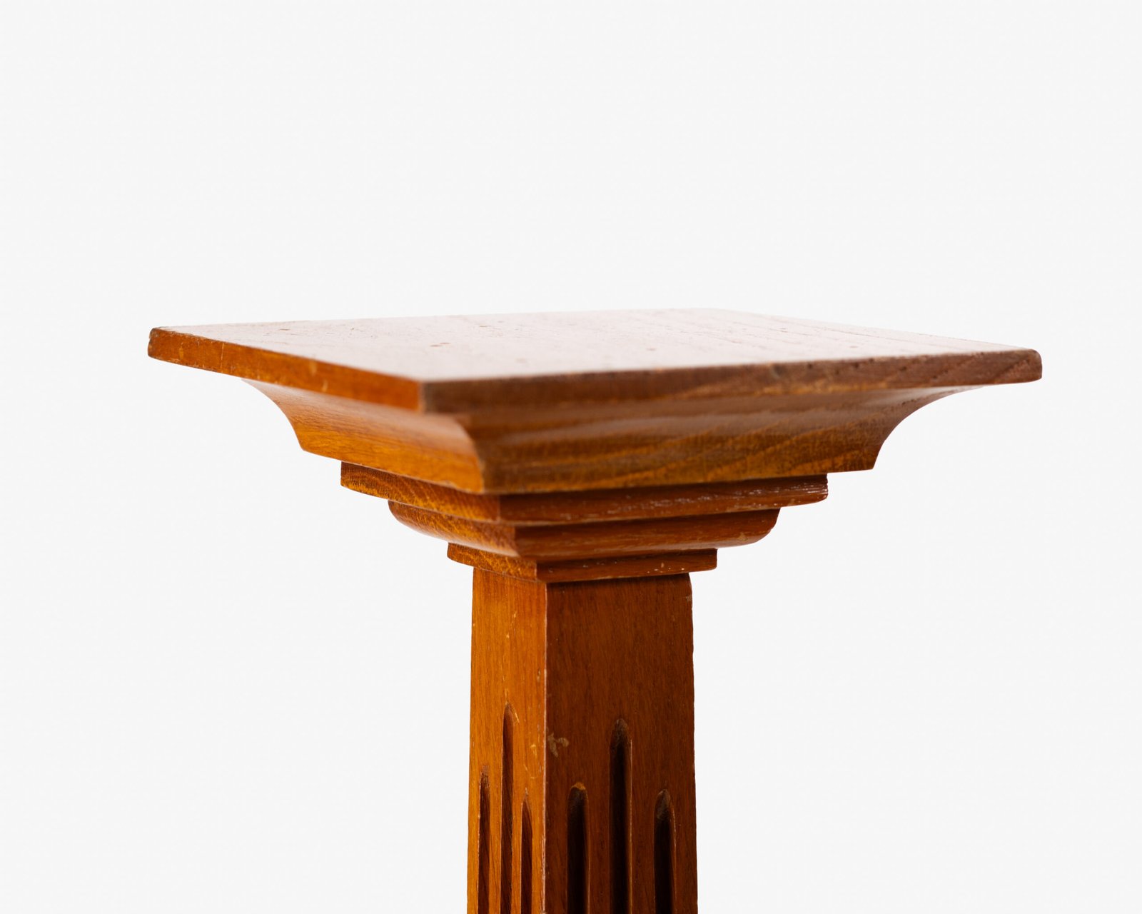 Art Deco Pedestals by Siegel Paris, Set of Three French Display Columns in Solid Wood, Original Luxury Store Fixtures, France, Circa 1925–1935.