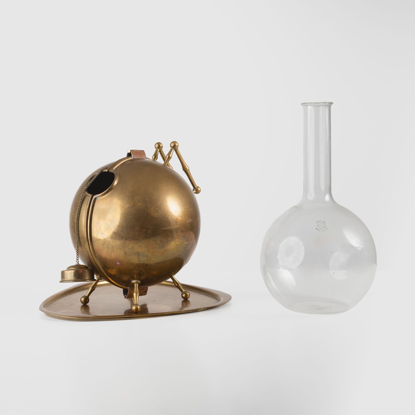 Art Deco Thermos in Brass and Pyrex Glass, Rare Spherical Coffee Thermos, Futurist Industrial Design, Sweden Circa 1930–1940.