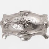 WMF Jewelry Box Art Nouveau silver plated Model No. 28 with floral decoration, Germany ca. 1900