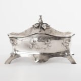 WMF Jewelry Box Art Nouveau silver plated Model No. 28 with floral decoration, Germany ca. 1900