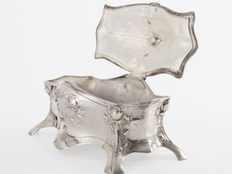 WMF Jewelry Box Art Nouveau silver plated Model No. 28 with floral decoration, Germany ca. 1900